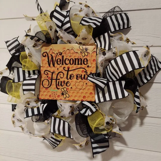 Welcome to our Hive Deco Mesh Wreath