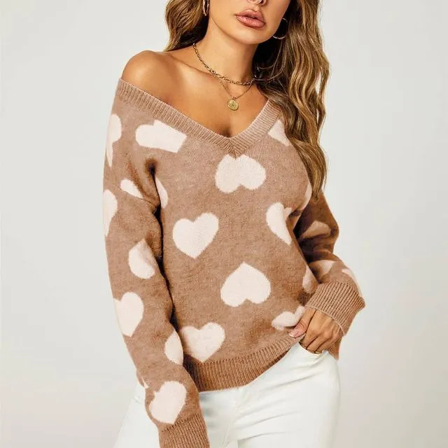Relaxed Comfy White V Neck Heart Pattern Jumper Top In Beige
