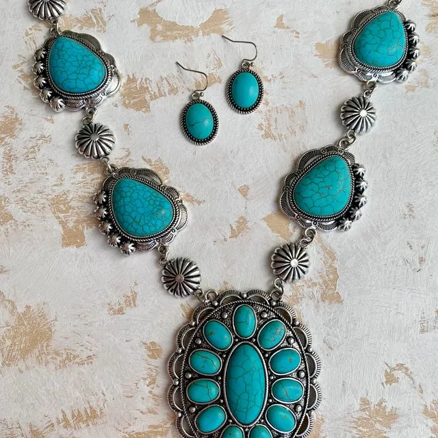 Turquoise Cluster Squash Blossom inspired Necklace w/earrings