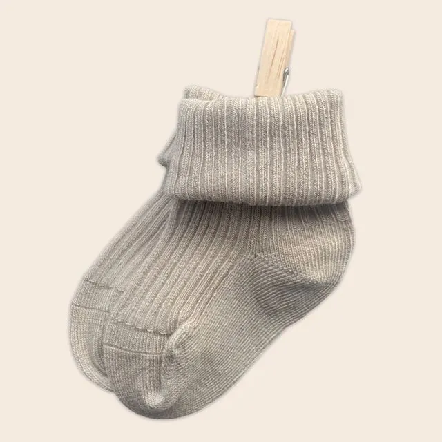 Newborn Luxury cotton socks - Tiny Taupe
