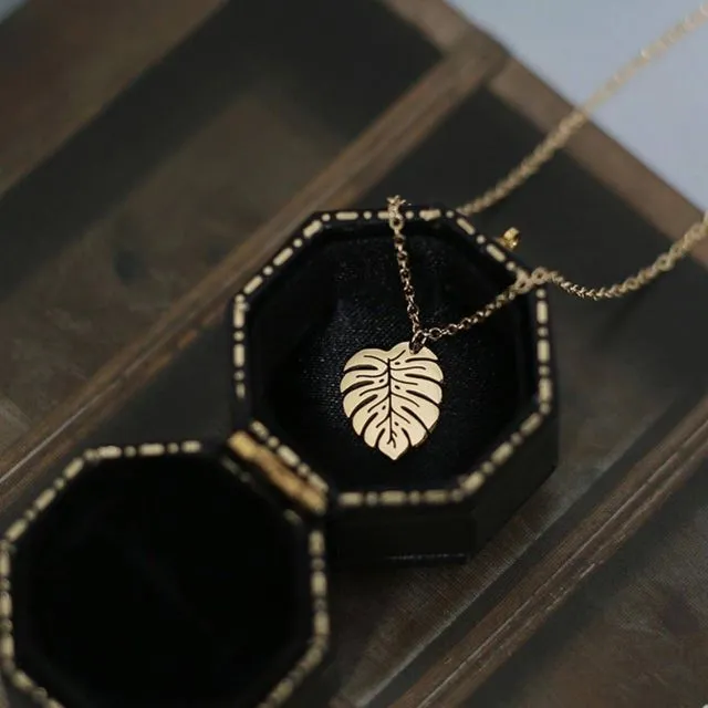 18K GOLD PLATED TROPICAL LEAF NECKLACE |316L STAINLESS STEEL