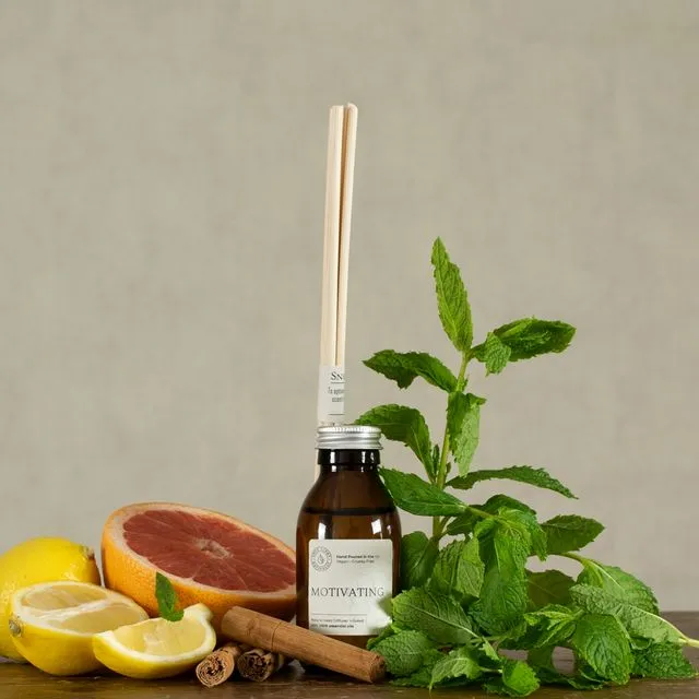 Grapefruit & Peppermint Natural Minimalistic Reed Diffuser – Motivating