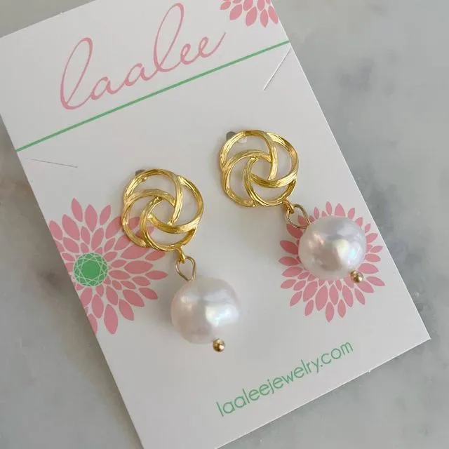 Bridal Post Earrings, Pearl Wedding Jewelry, Bridesmaid Gift