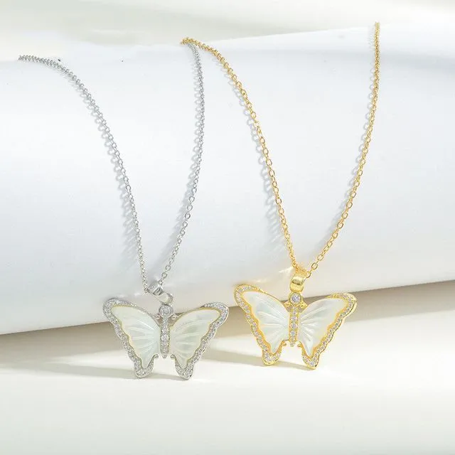 Natural Shell Butterfly Micro-inlaid Necklace