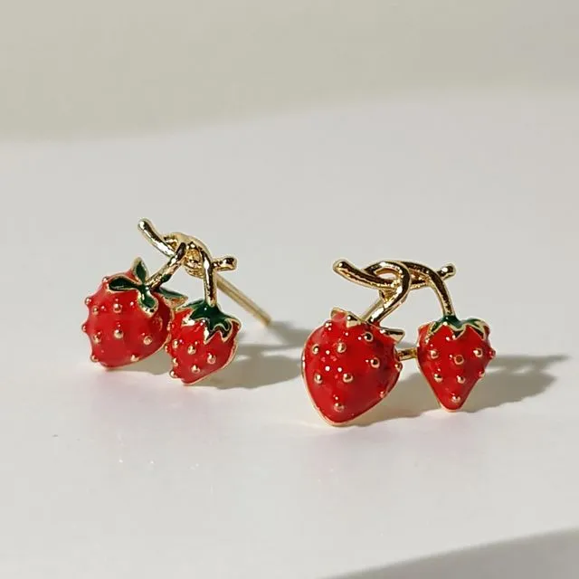 18k gold plated mini strawberry brass stud earrings