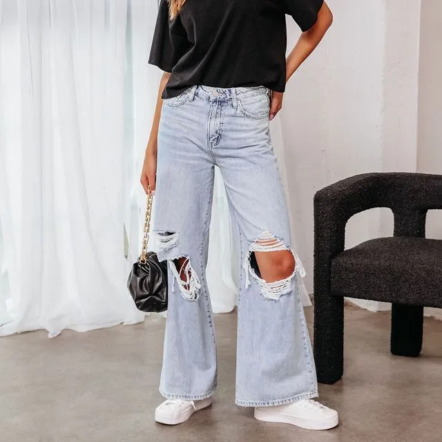 Simple Straight Fit Loose Ripped Tassel Jeans