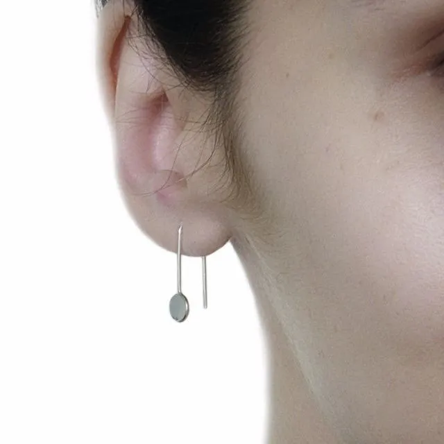Circle dangling earrings