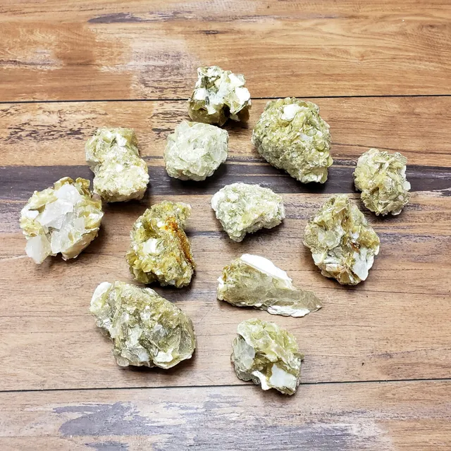 Wholesale Golden Mica Flowers 2-4" Clusters