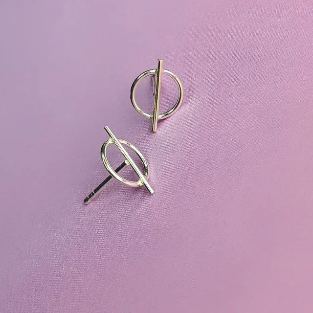 Minimalist Cut Circle Stud Earrings