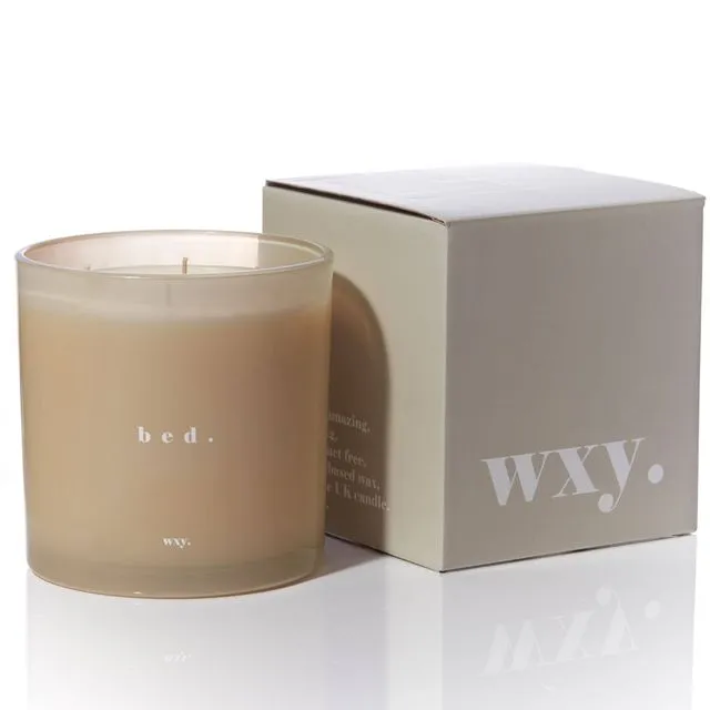 Bed. 1.5kg King Sized Candle - warm musk + black vanilla