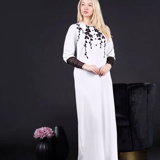 Floral Velvet Print Nightgown- White