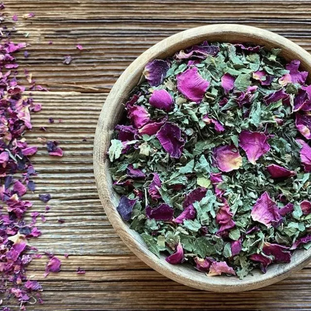 LOVE herbal blend €¢ aphrodisiac, relax, chillout €¢ herbal tea €¢ with damiana, marshmallow, lemon balm and rose petals