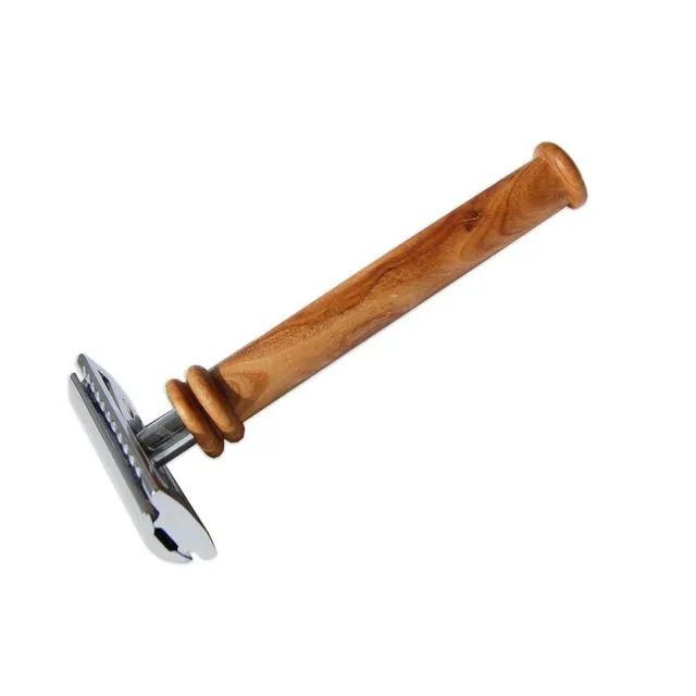 Safety razor KLASSIK with handle K2 made of olive wood