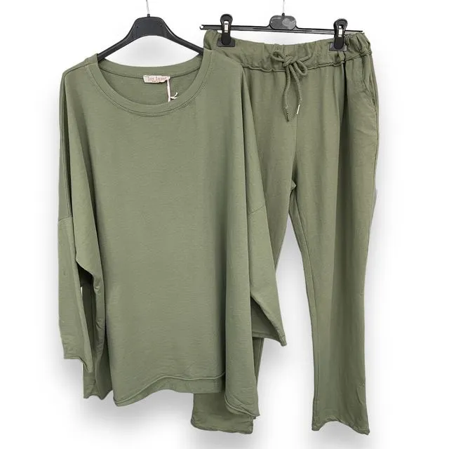 01307/03676 SET - Khaki Green Plain Cotton Oversized Top and Trousers Set (Copy)