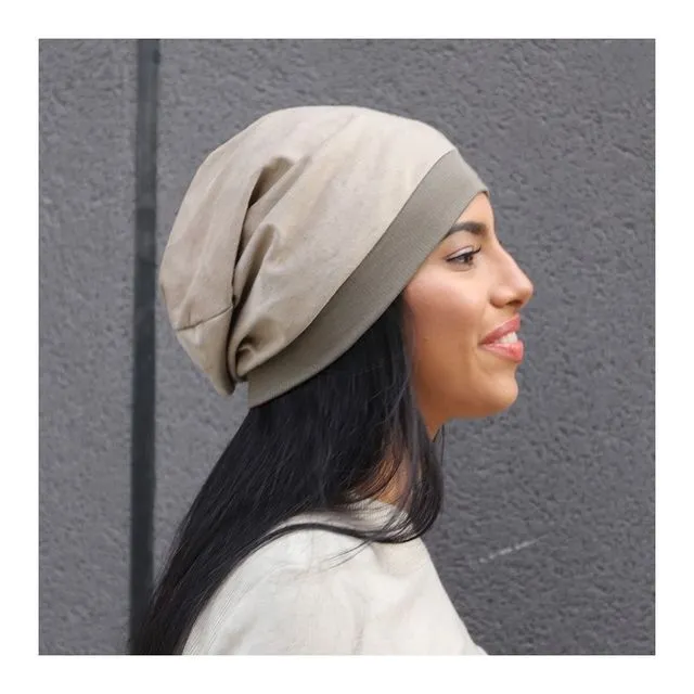 Suede effect hat in soft eco-friendly techno-fabric