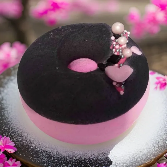 Bad Romance Donut Bath Bomb VEGAN