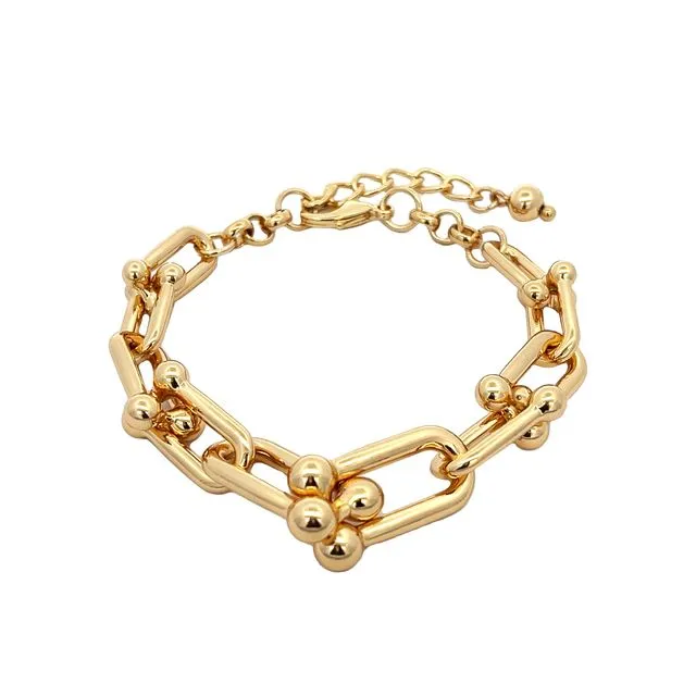 BRACELET WITH CHAIN