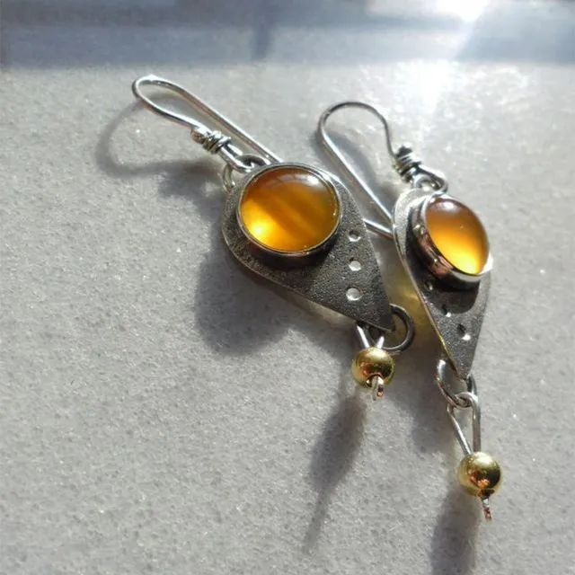 Vintage drop-shaped amber earrings