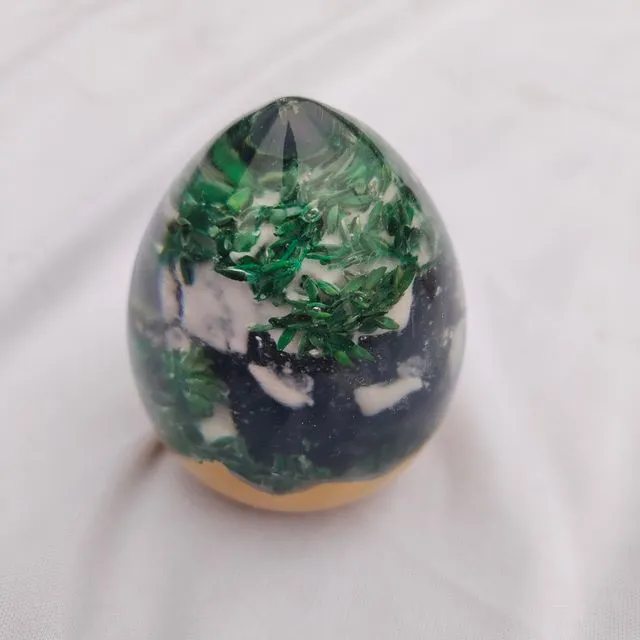 Epoxy Resin paper weight egg shape