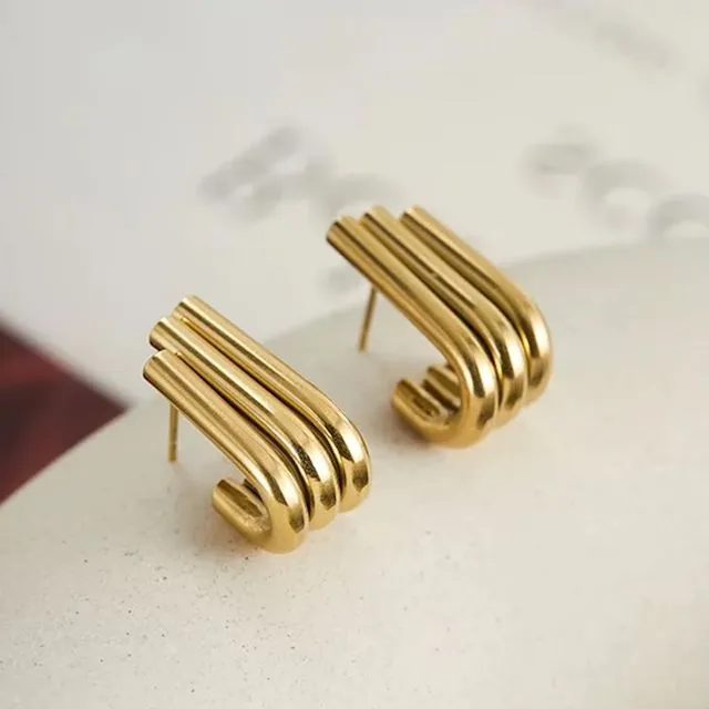 Unique Design Minimalist U Shape Gold Ear Studs