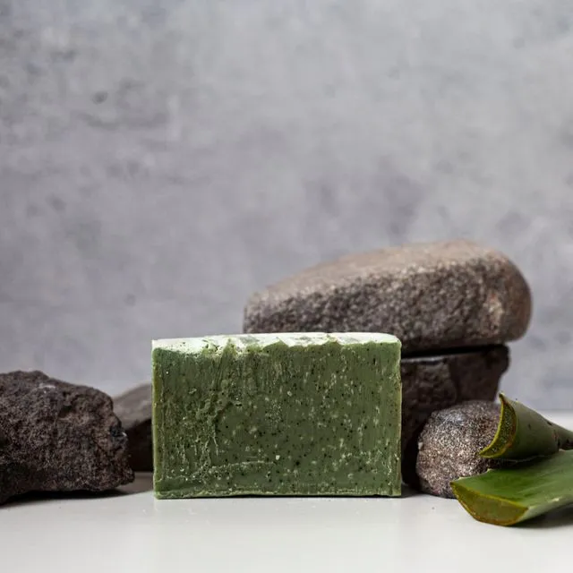 Cold process soap with Spirulina and Rosemary. 100g