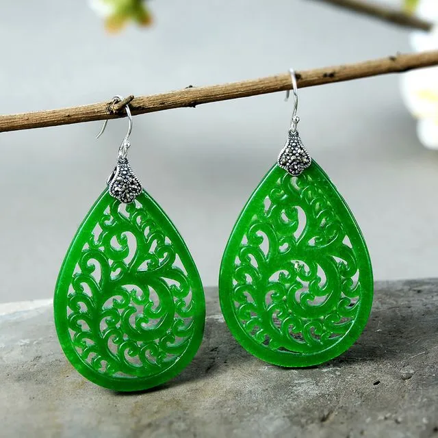 Large waterdrop jade earrings-Ruyi flower Pattern