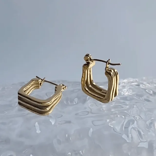 Arwin - Triple Hoop Earrings Gold