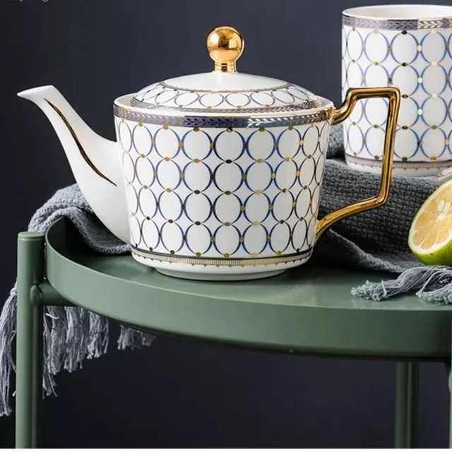 Ceramic Teapot 700ml