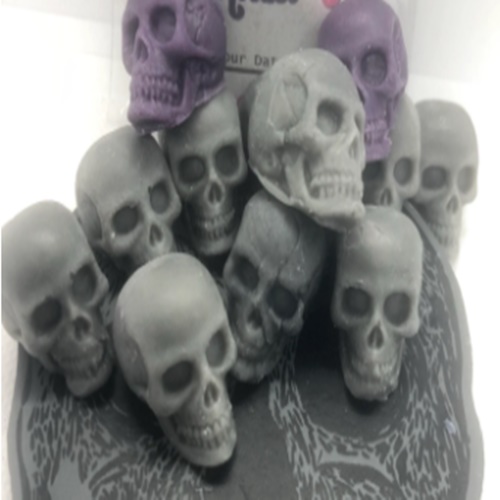 Necromancy skull wax melts