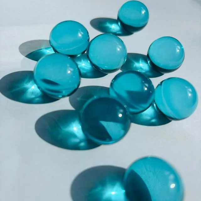 BATH PEARLS - 200 x BLUEBERRY Scented Round Bath Pearls