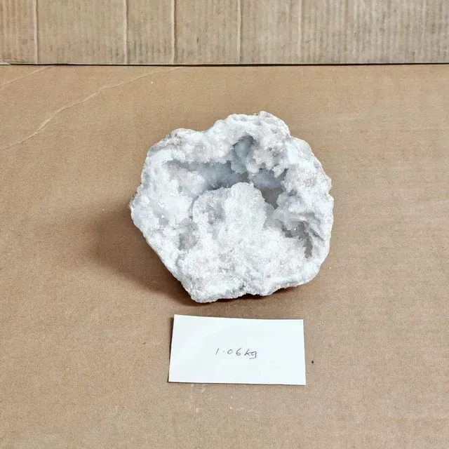 Half Geode White Quartz Crystal, 1.06 KG