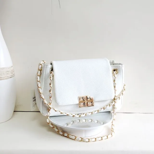 Trending Ladies soft PU bag long metal chain and pu twisted strap with metal clasp Crossbody Bag shoulder messenger bag 8002 White