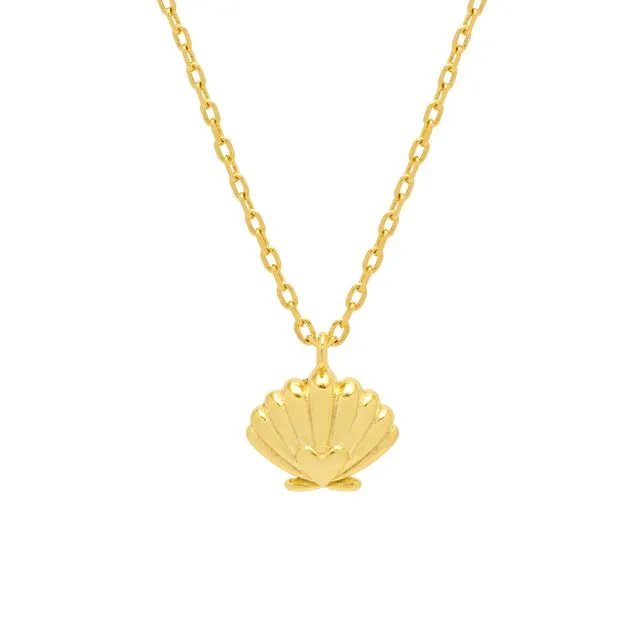 Scallop And Heart Necklace - Gold Plated - SEASHELL KISSES